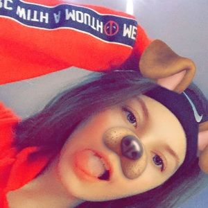 Meet your Posher, Liv